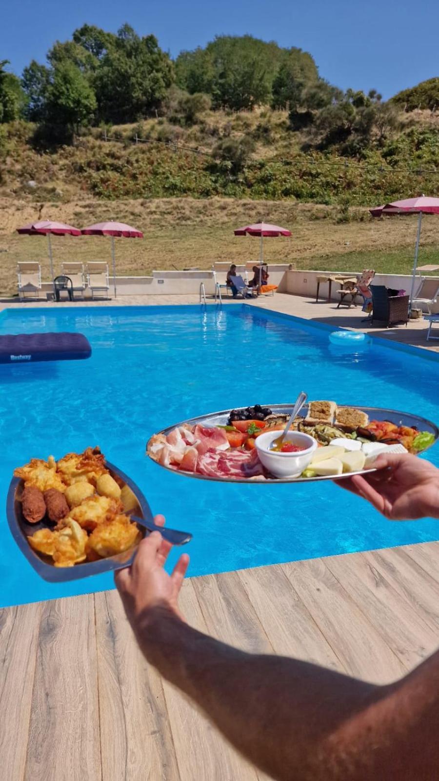 Agriturismo Ferrari Dipignano Buitenkant foto